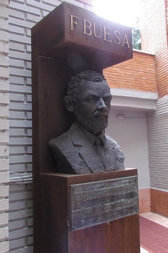 Busto Fernando Buesa
