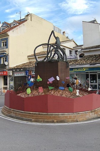 Monumento víctimas del terrorismo Fuengirola