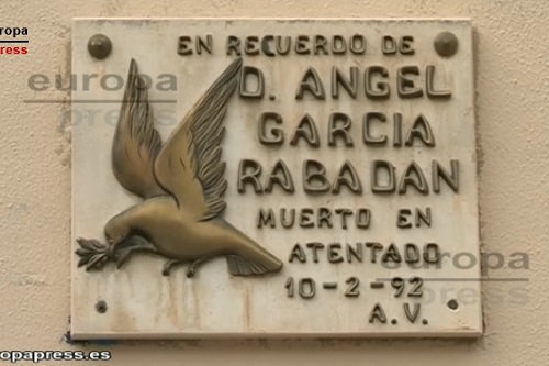Placa Ángel García Rabadán