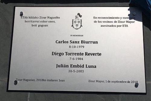 Placa Carlos Sanz Biurrun, Diego Torrente Reverte y Julián Embid Luna