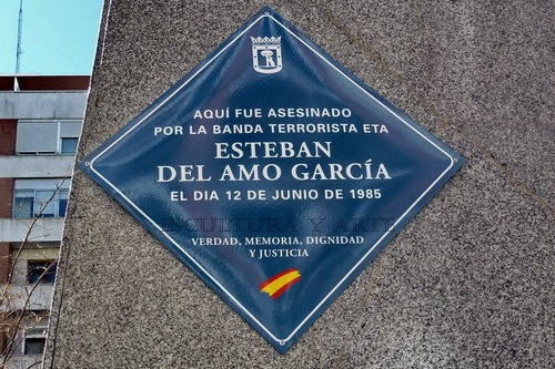 Placa Esteban del Amo García