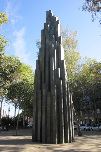 Tall Irregular Progression Barcelona